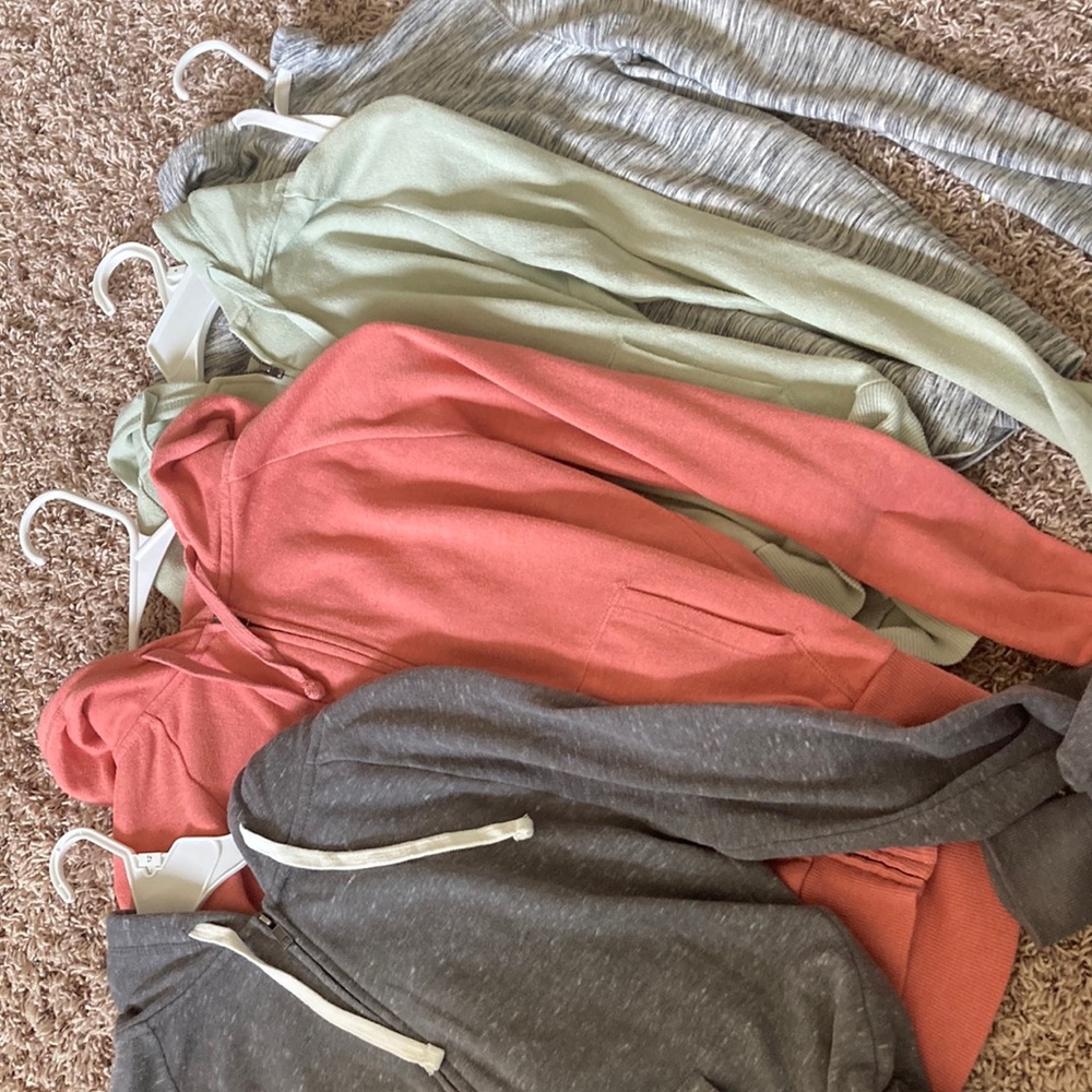 4 zip ups